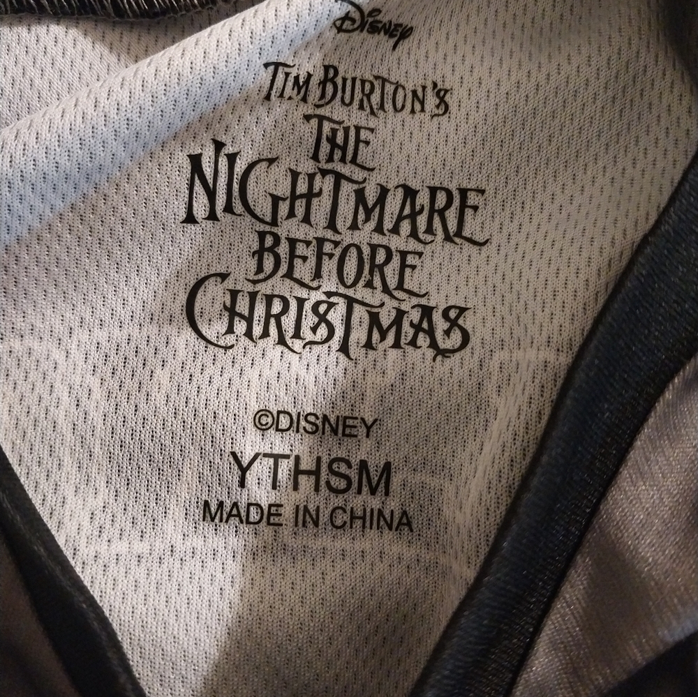 BOX LUNCH Gray Nightmare Before Christmas Jersey 💥 - Picture 4 of 7